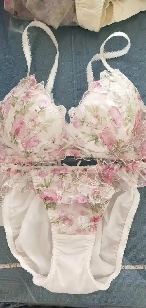 薄款少女花朵文胸套装内衣胸罩