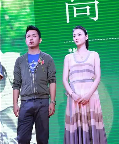主演李小冉,潘粤明