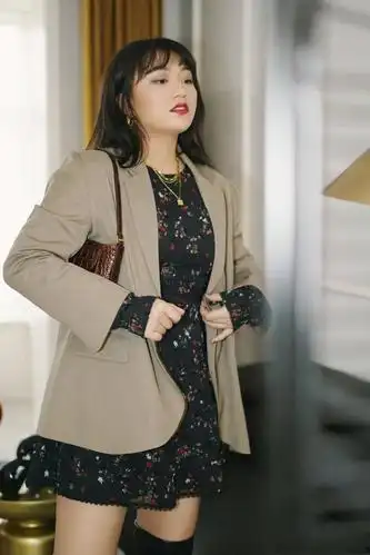 显瘦又有气质,这些实用穿搭技巧,让微胖小个子女生不再自卑