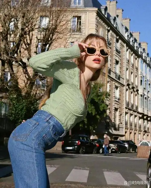 别只穿t恤了!入夏这4件上衣正流行,高级又时髦!