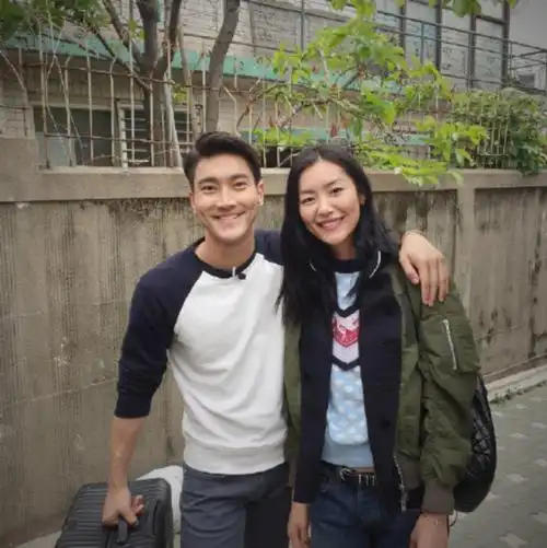 石榴夫妇 刘雯and崔始源