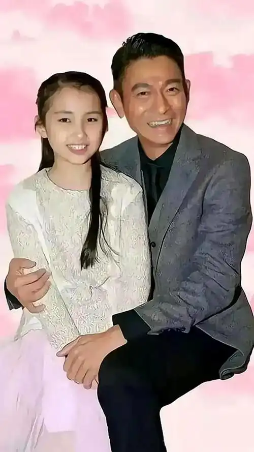 刘德华,一个名字代表了华语影坛的辉煌,他的作品和人格魅力吸引了无数