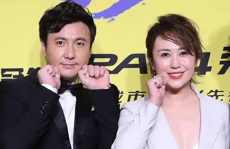 曝二字影帝在ktv卫生间出轨嫩模,胡军,沈腾,均躺枪_阿飞_靳东_孩子