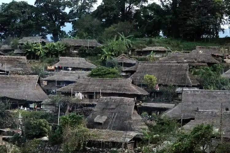 原始部落翁丁村-(2)