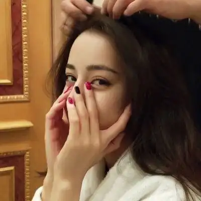 今日份头像迪丽热巴优质女头好冷可爱风