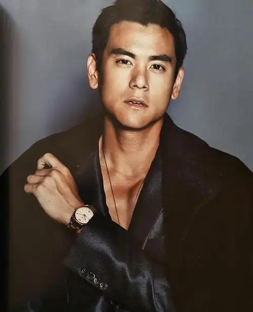 以一己之力帅到成为"形容词",彭于晏的颜值备受圈内外人的认可,加上他