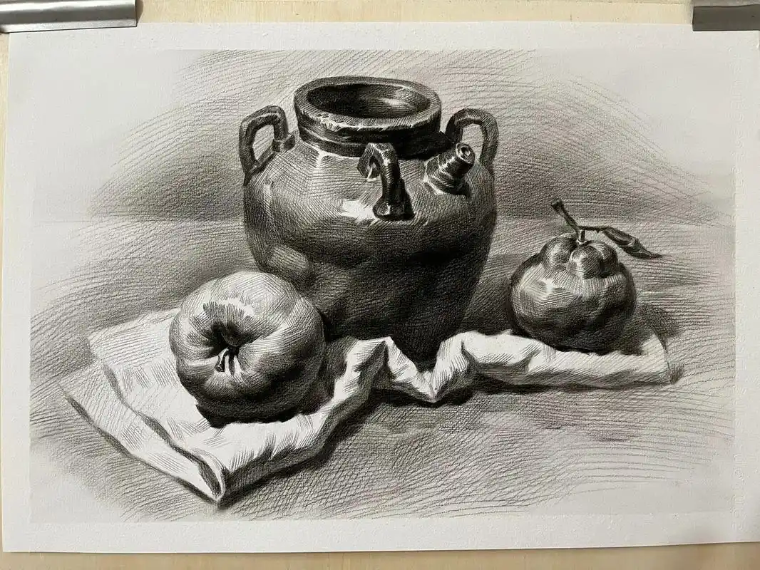 素描静物陶罐组合步骤图 素描‖静物组合‖陶罐‖苹果丑橘‖步骤图