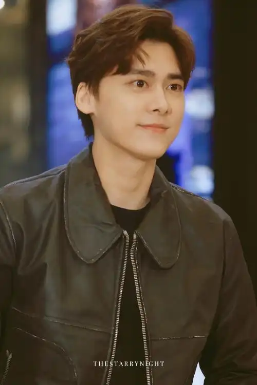 李易峰无锡活动生图状态