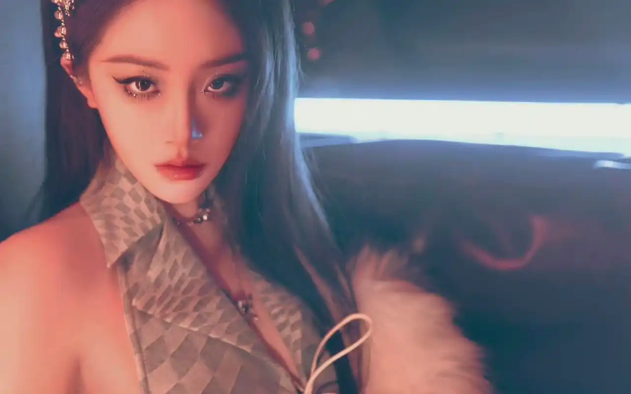 喻言电竞活动造型