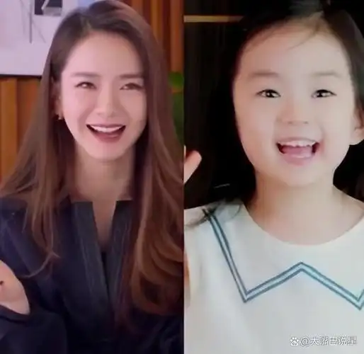 lucky完美地遗传了戚薇和李承铉的优点,期待她长大后会不会成为第二个