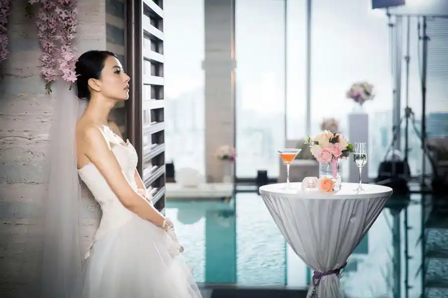 男人爱你入骨的表现