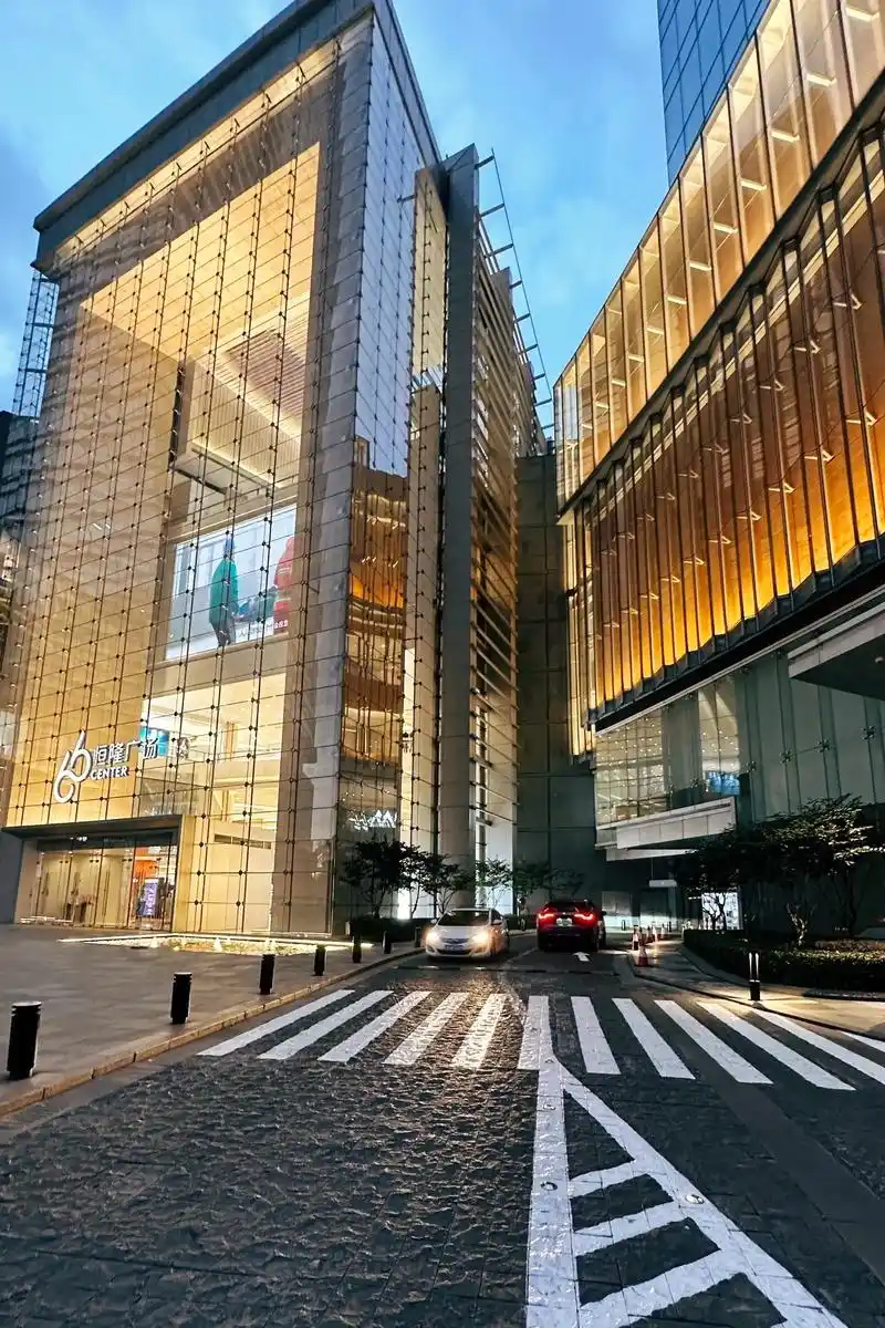 无锡第一重奢商场"恒隆广场"这个九月,恰逢无锡恒隆广场开业1