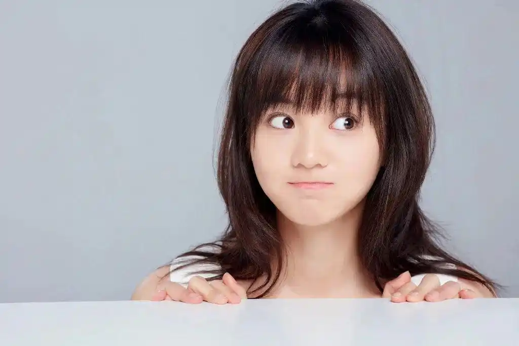 胡意旋的照片壁纸精选m