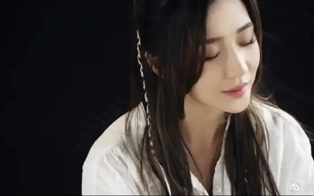 阿朵世间没有一无所有的人姐姐这场造型绝美真的蛊到我了