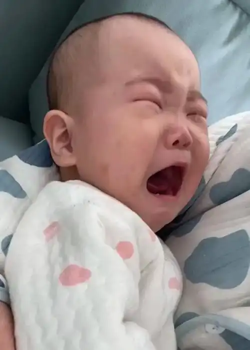 你的表情真的太浮夸#被小宝宝这表情拿捏了 - 抖音