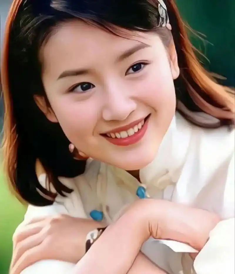 董洁|年轻时有多惊艳 冷清秋不是颜值巅峰,我认识董洁是02年她和