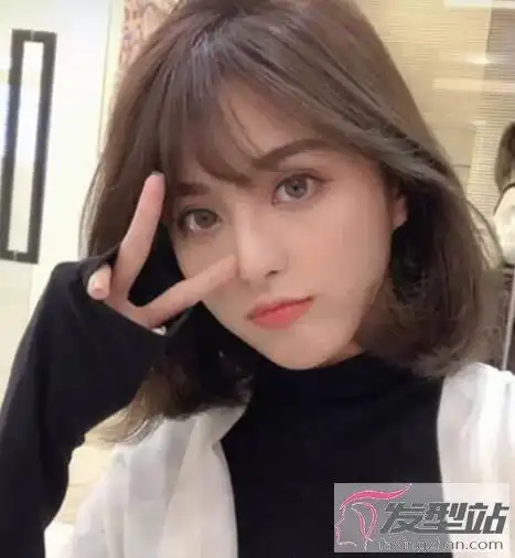 女生摩根烫发发型蓬松显发量不贴头皮