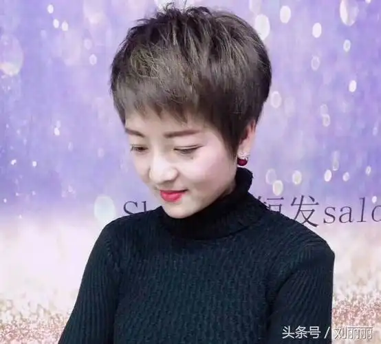 10款减龄瘦脸的潮短发,很好看(30岁女人发型短发圆脸图片) - 冷求网