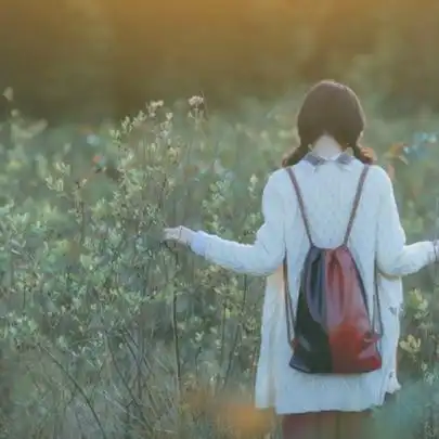 意境背影头像图片女生