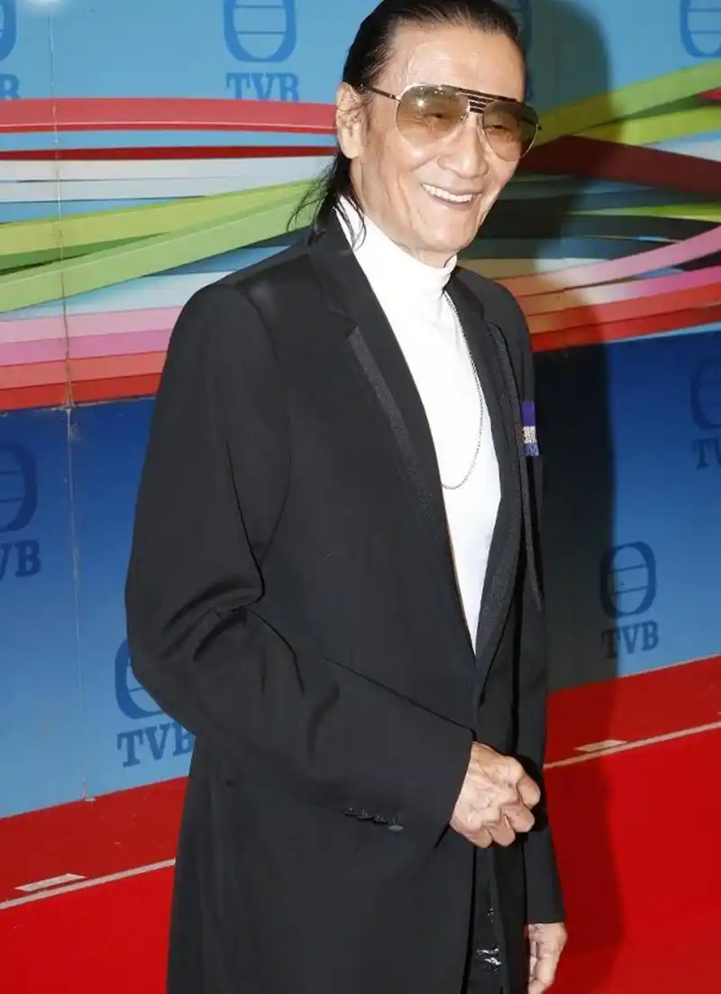 81岁谢贤戏瘾发作"自投罗网" 不收钱义务出演|谢贤|戏瘾_新浪娱乐_新