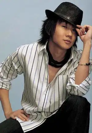 找林俊杰2003年到2006年的一张图片