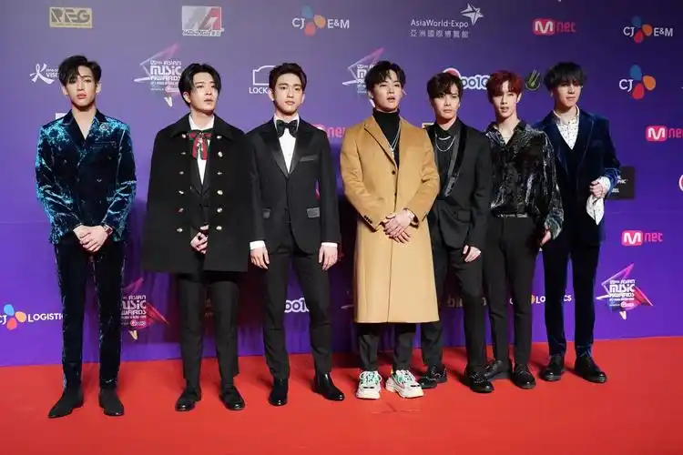 2017mama香港站最红韩星齐撑场 红地毯盛况空前