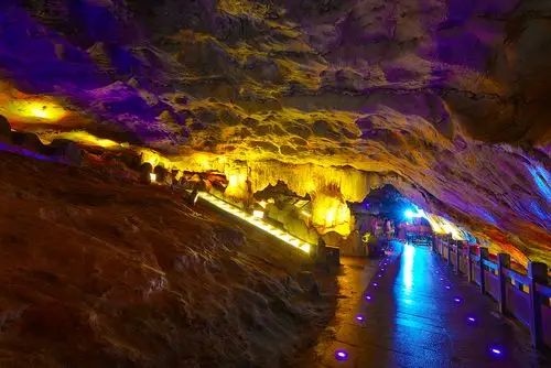 小学课本中的《双龙洞》,大自然的鬼斧神工,你去过吗?