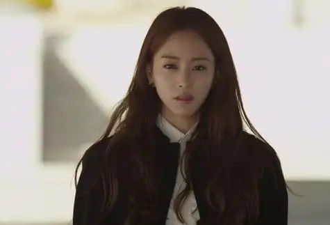 韩剧美女的诞生韩艺瑟莎拉沙金兰同款外套大衣包包鞋子