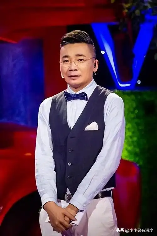 中央电视台男主持人(网友偶遇央视高博) - 苏州体育网