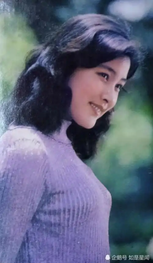 陈冲一组早期青涩照,只靠一个"赵小花"角色就永载电影史册