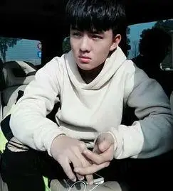 《星际精灵》蔡小豆扮演者是郑伟.