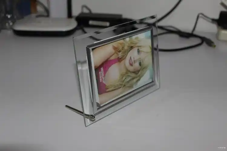 时尚精美的水晶相框 22人看过我人气值0