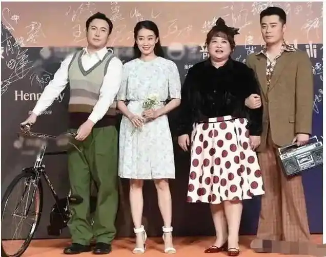 贾玲多高体重多少——贾玲身高体重多少斤-中纳网