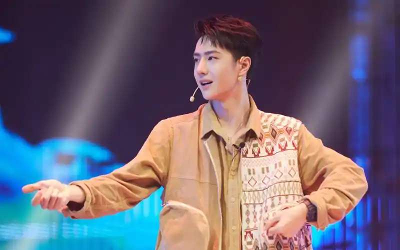 【王一博】老欢乐了!锤子舞版葫芦娃,你的童年我的童年好像都一样