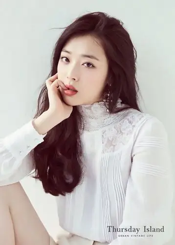 崔雪莉 thursday island代言