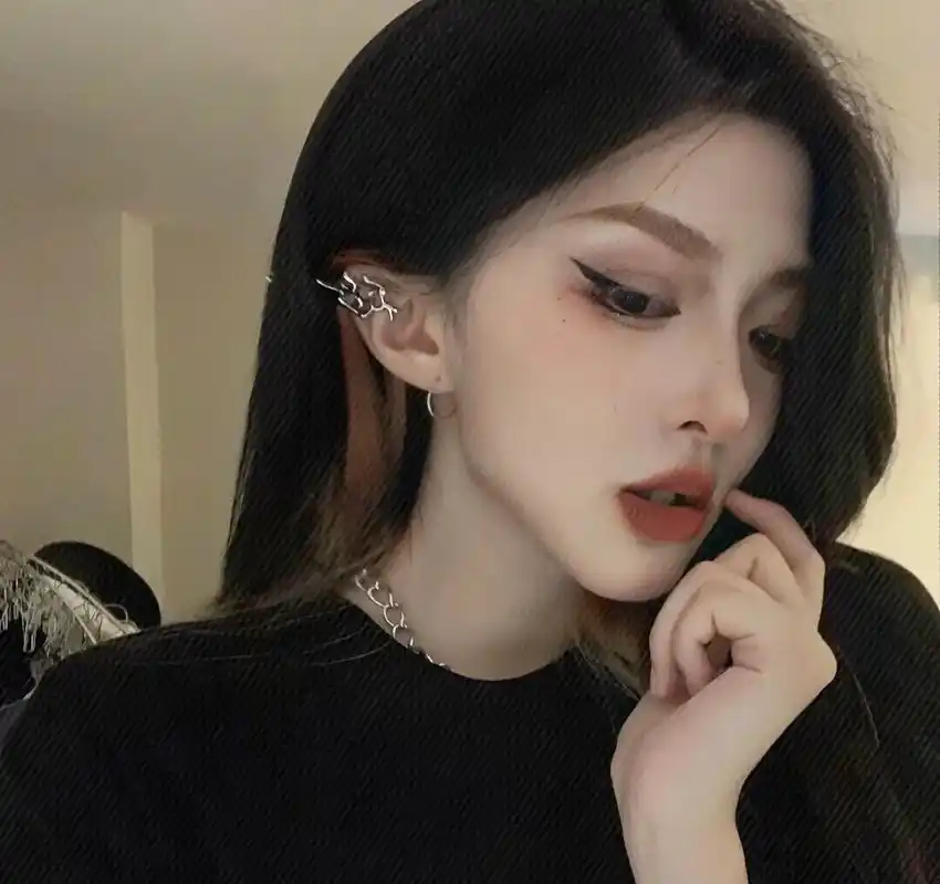 女生头像 #优质头像 #拽姐头像 #氛围感拉满的头像 #高 - 抖音