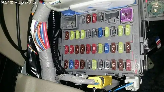 【图】保险盒取电攻略?_思铭论坛_汽车之家论坛