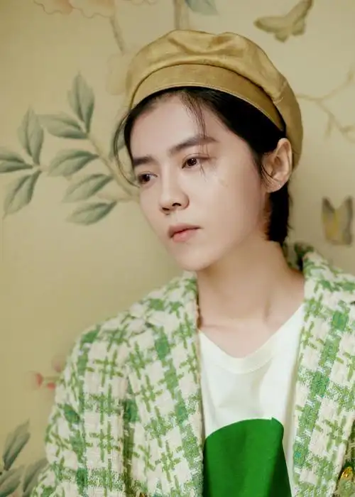 鹿晗清新俊朗写真图片,明星,小鲜肉,小清新,鹿晗,优雅,帅气,帅哥