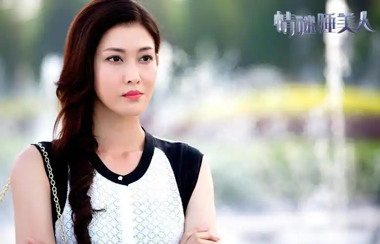 李彩桦回家的诱惑中心机颇多让人又爱又恨的坏女人