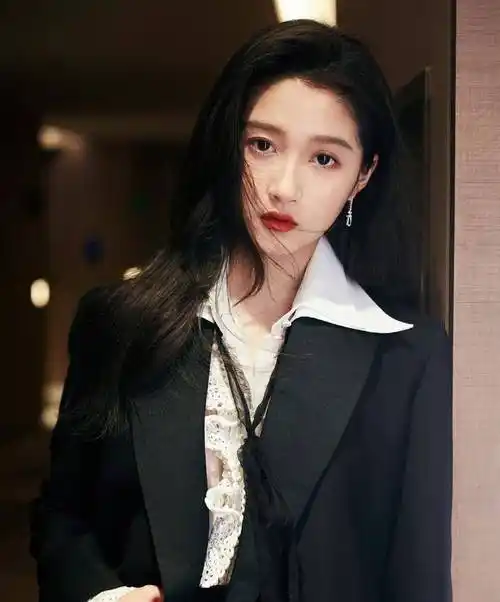 关晓彤热搜控?_资源_什么_事情