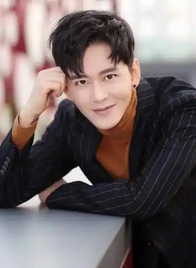 黄宥明经纪人丨内地男演员