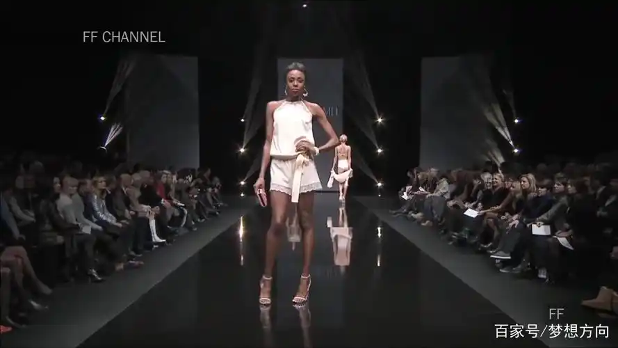 lise charmel 内衣时装秀:超模性感撩人,美得让你移不开眼!