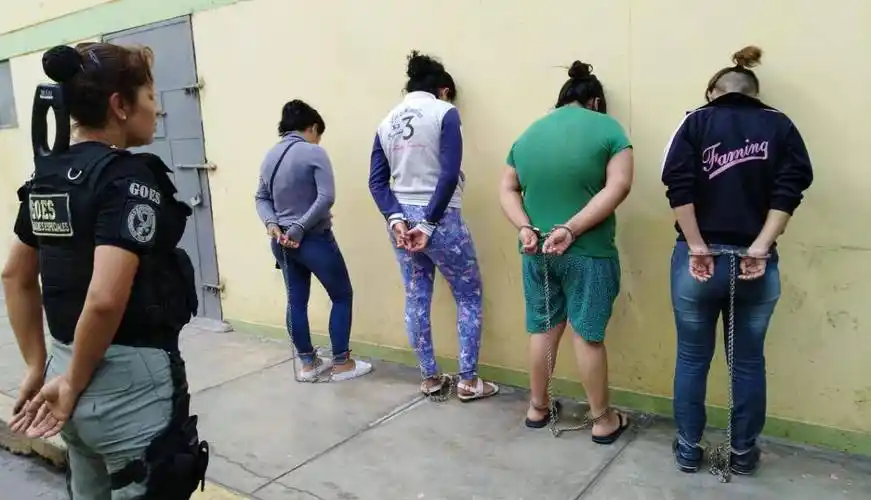 四名女囚犯计划逃狱被警方转移