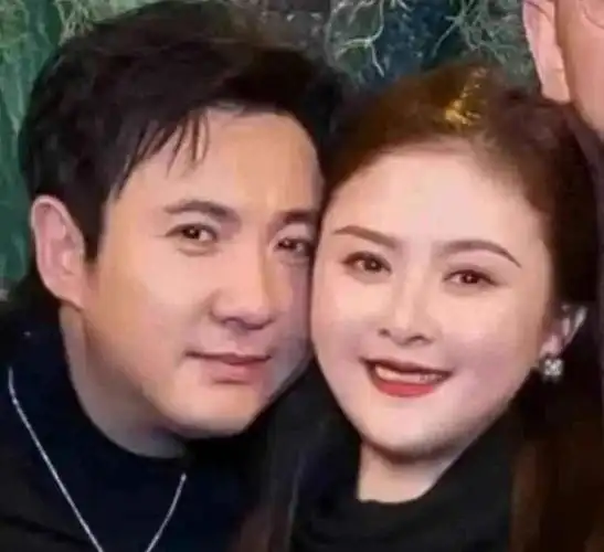 "胖成球"的沈腾老婆,让我们看到了娱乐圈残酷的真相