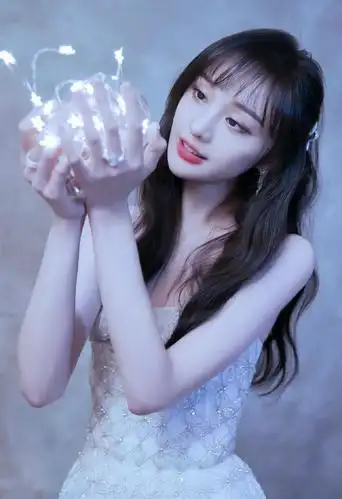 夏天别总剪短发了看看郑爽的仙女发型每一款都很惊艳