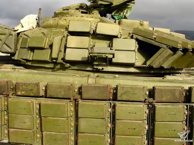 【重磅 pt-35017】1/35 俄罗斯现代战车接触反应装甲模块评测_静态模