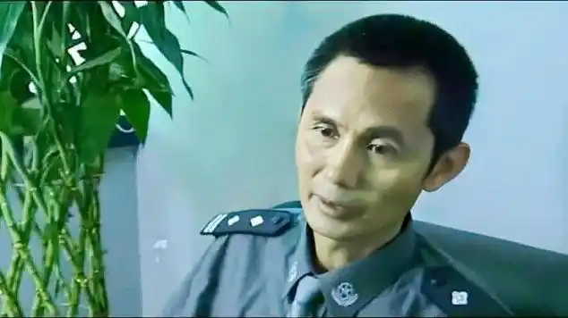 极限追捕:警察追捕胡志军,追捕了两年,却没任何动静|悬疑剧|罪案剧