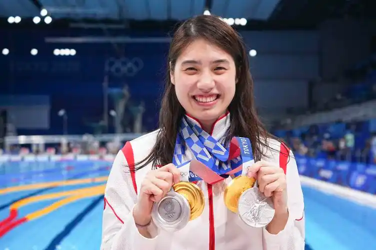 新华社评出今年中国十佳运动员杨倩苏炳添谷爱凌等上榜