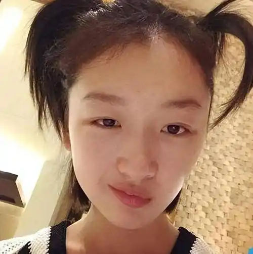 或许是看到网友说,她配不上刘昊然;或许是大家说,刘昊然和她在一起后