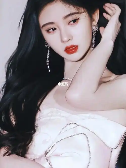 请蜜橘们给小鞠一片蓝海吧